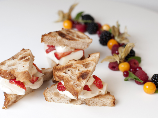 Suikerbrood sandwiches