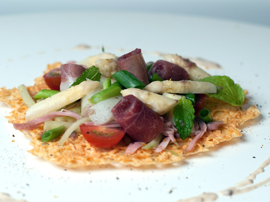 Aspergesalade  met  citroenjeneverdressing