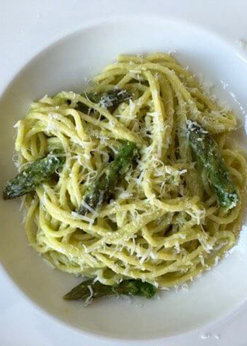 Spaghetti met groene asperges