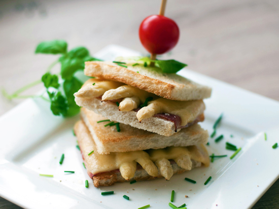 Asperge tosti